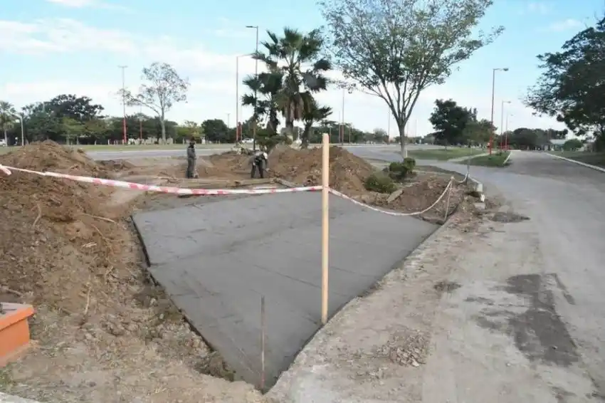 Obras de ampliación de la colectora y acceso a la ruta 11