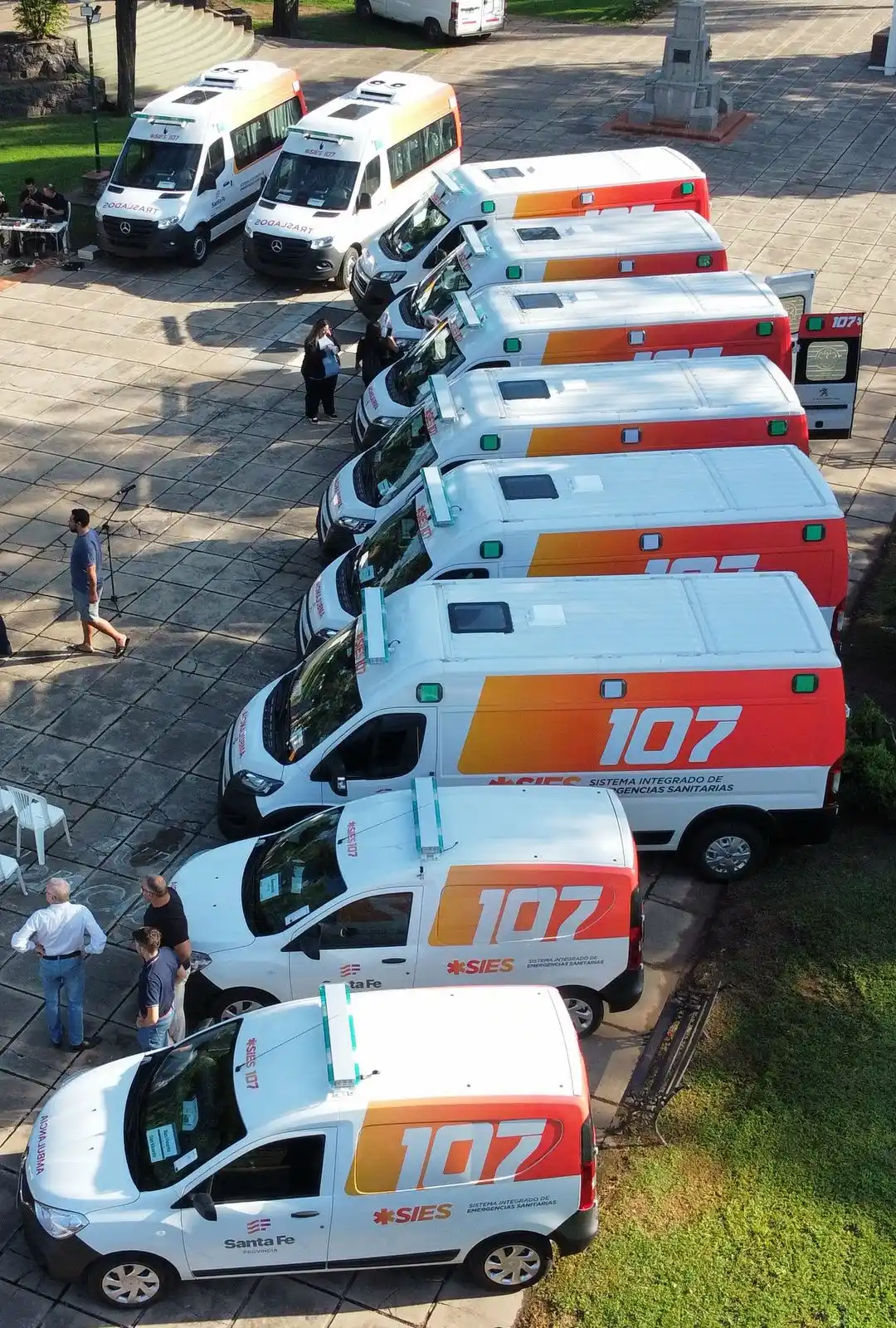 entrega de ambulancias sies 107 san vicente - 2