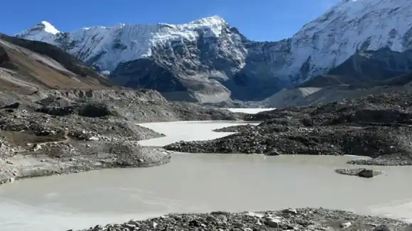 ¿Por qué un cuarto de la POBLACIÓN MUNDIAL enfrenta «GRAVE RIESGO» de quedarse sin agua? En el Himalaya está la clave