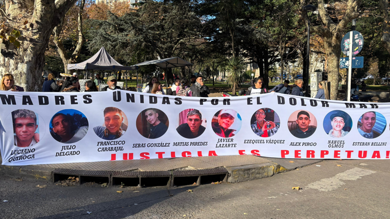 Marcharon de manera pacífica hasta los tribunales locales.