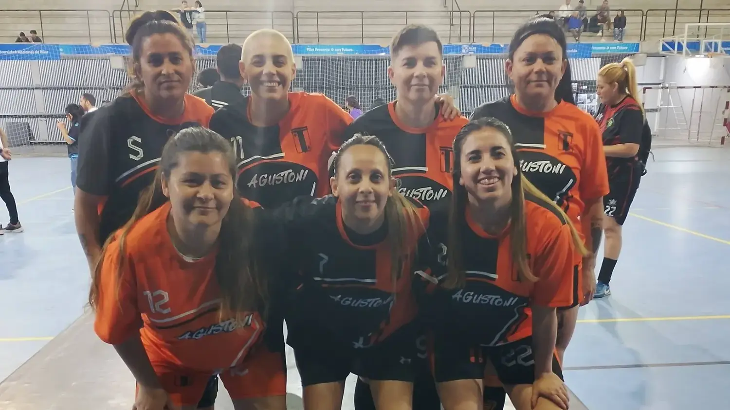 Poli Agustoni goleó 7-1 a Barca Pilar