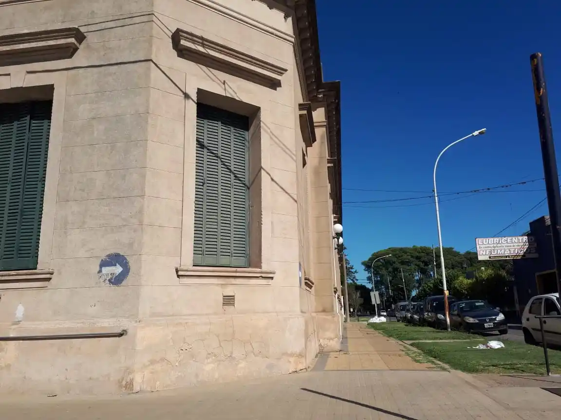 Ochava Asistencia Pública