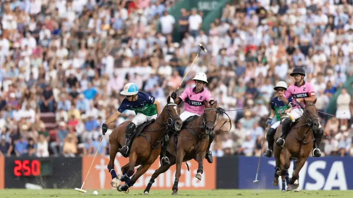 FOTO SANTIAGO YOUNG El polo vivió otra definición para el recuerdo.
