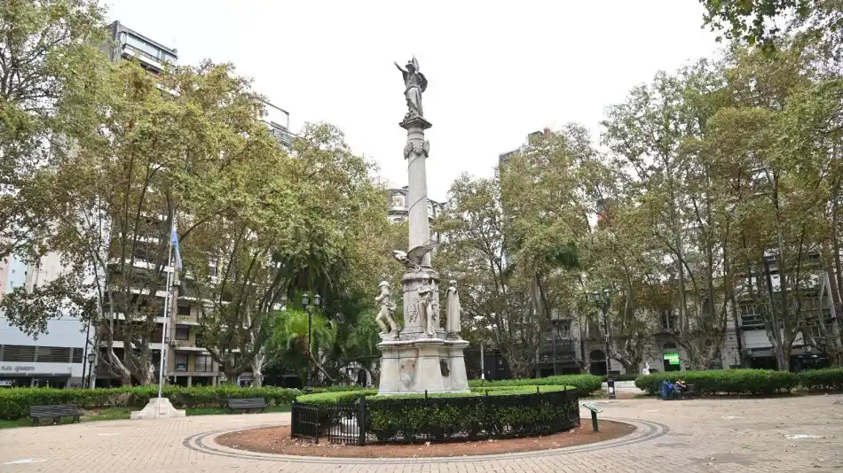 Se presentaron las ofertas de inversión para la remodelación de la Plaza 25 de Mayo