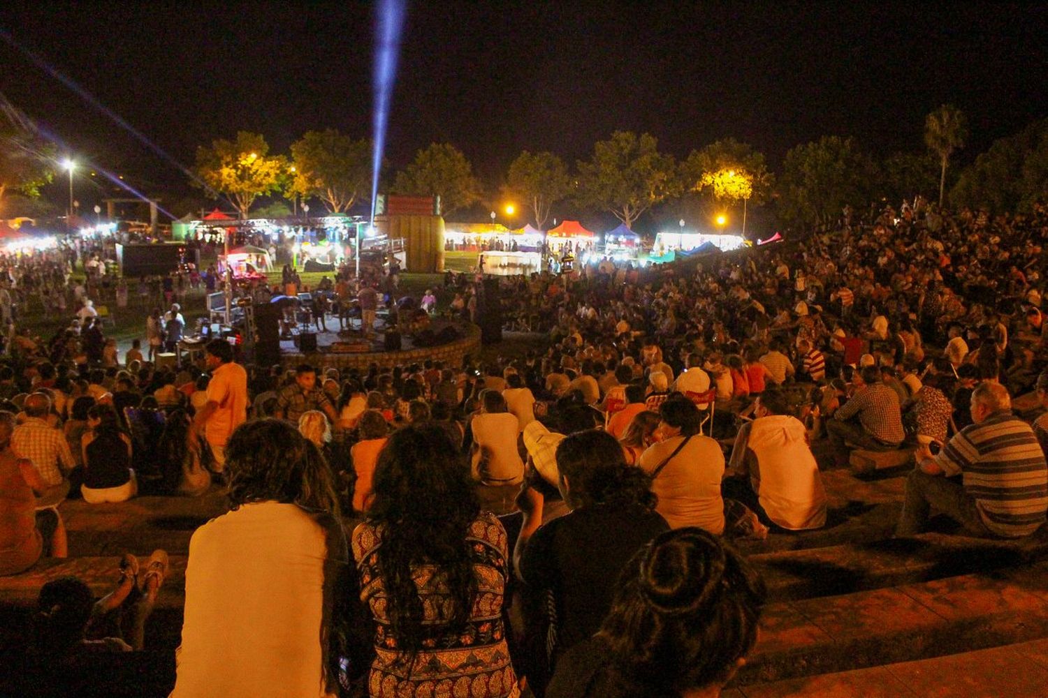 Noches de tango, música en el anfiteatro y una Feria del Libro de verano, los eventos previstos para febrero