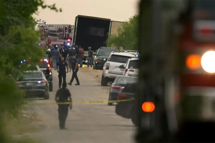 Hallaron 46 personas muertas en un camión de carga en Estados Unidos