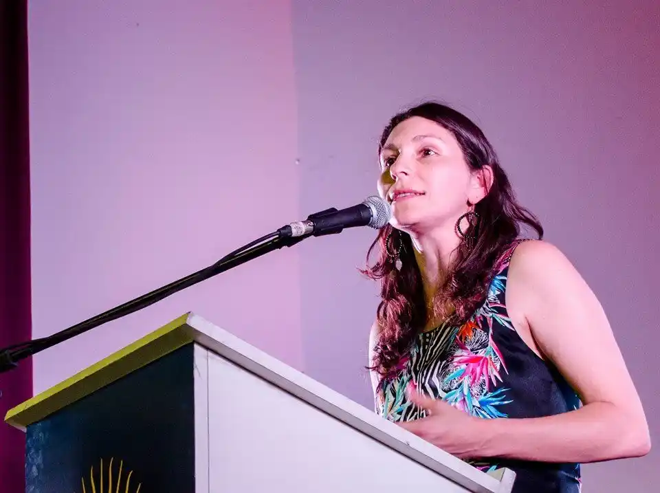 Macha: "Hoy las mujeres ven en riesgo su vida y hasta pueden morir por la incompetencia de Vidal"