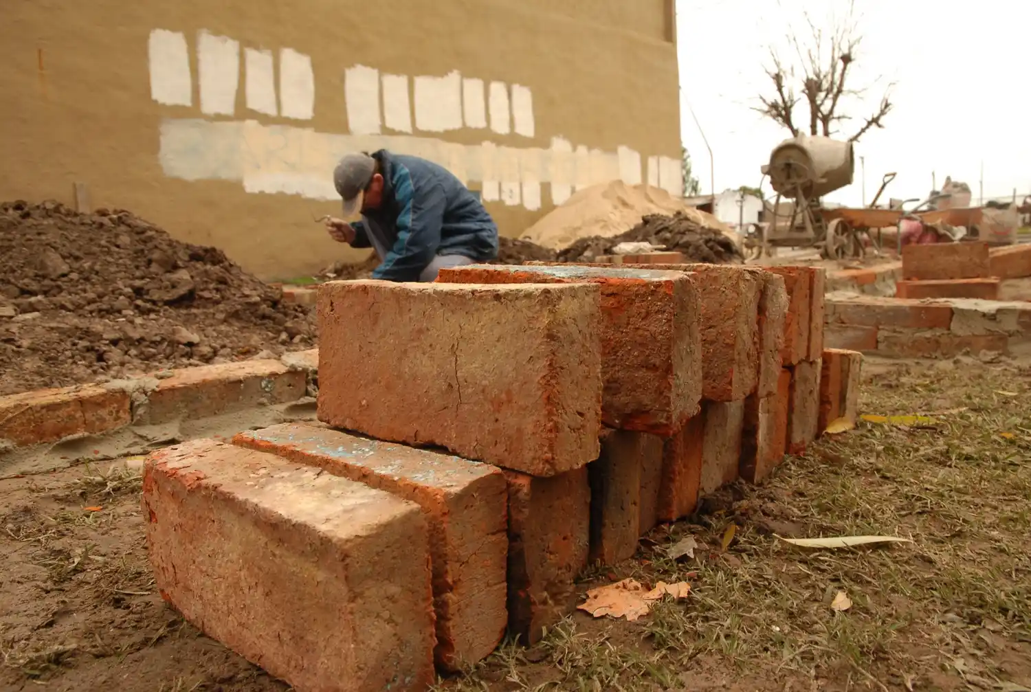 El empleo sigue estancado, pero mejora la expectativa sobre la construcción