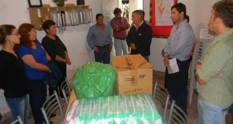 Concejales donaron insumos al Hospital de Gobernador Castro