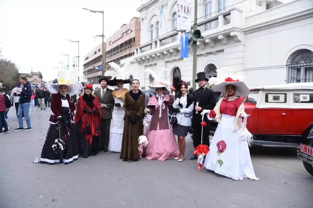Se hizo viral:La versión entrerriana de "Bridgerton": "El Banquete de Urquiza"