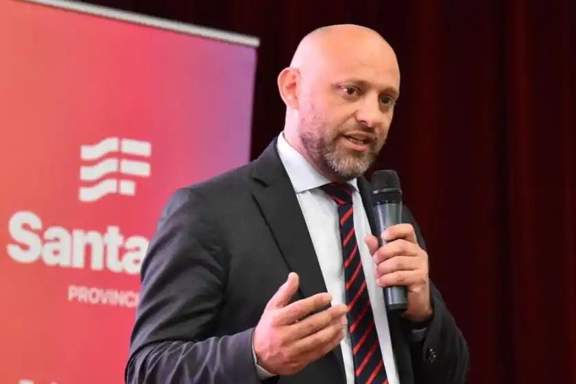 La provincia descuenta el día a quienes adhieran al paro: "No se impide participar, que lo hagan fuera del horario laboral"