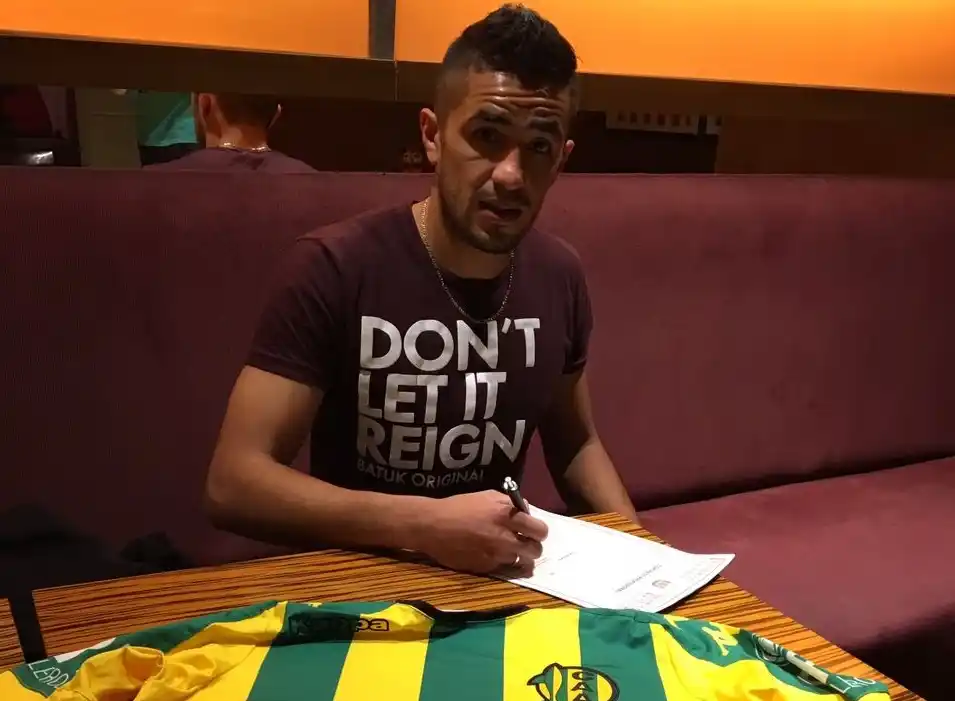 Aldosivi cerró a Moyano y se acercan dos volantes