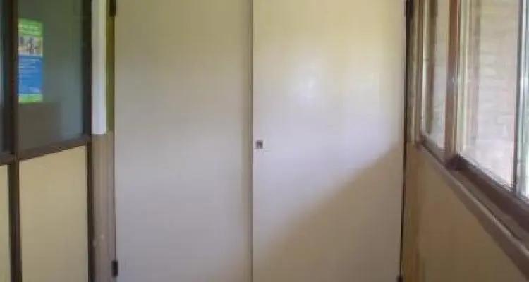Rompió dos puertas en el Hospital para que atendieran a su hermano