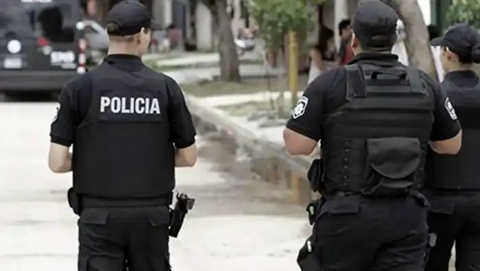 Comienza a vacunarse el personal de  fuerzas de seguridad