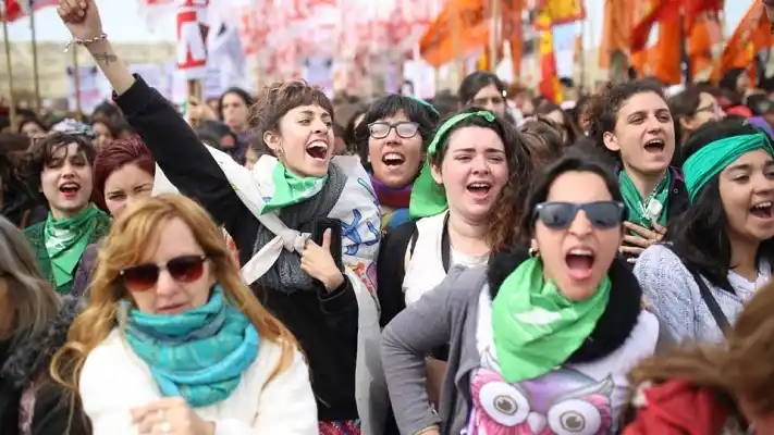 Se concentraron más de 50 mil mujeres en el Encuentro en Trelew