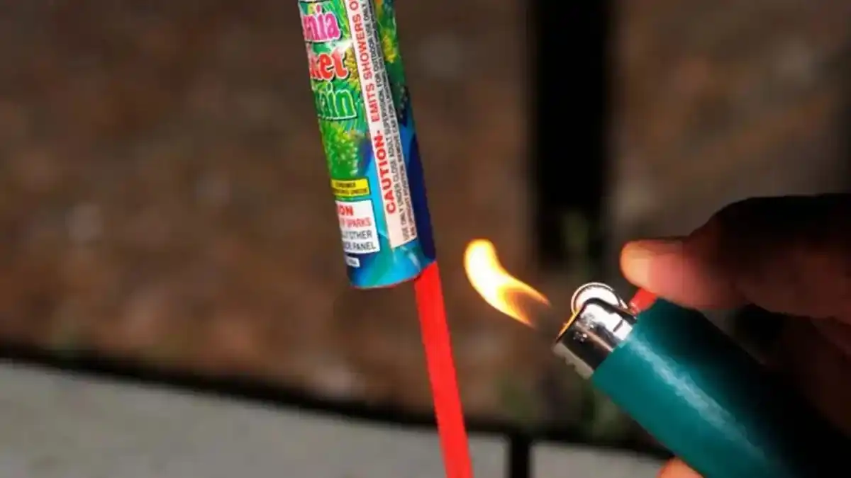 Las celebraciones transcurrieron en paz, pero los efectos de la pirotecnia estuvieron presentes.