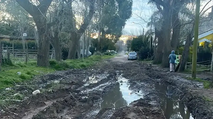 Vecinos de la zona sur protestan en la Delegación Puerto: “Tengo medio barrio aislado”