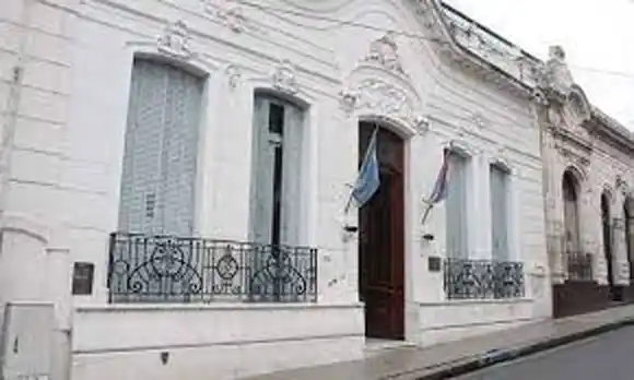 Paritaria: el gobierno convocó a los gremios docentes y estatales para la próxima semana