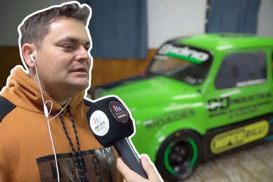 VIDEO | Un piloto rafaelino se accidentó con su Fiat 600, pero volvió con todo para seguir corriendo