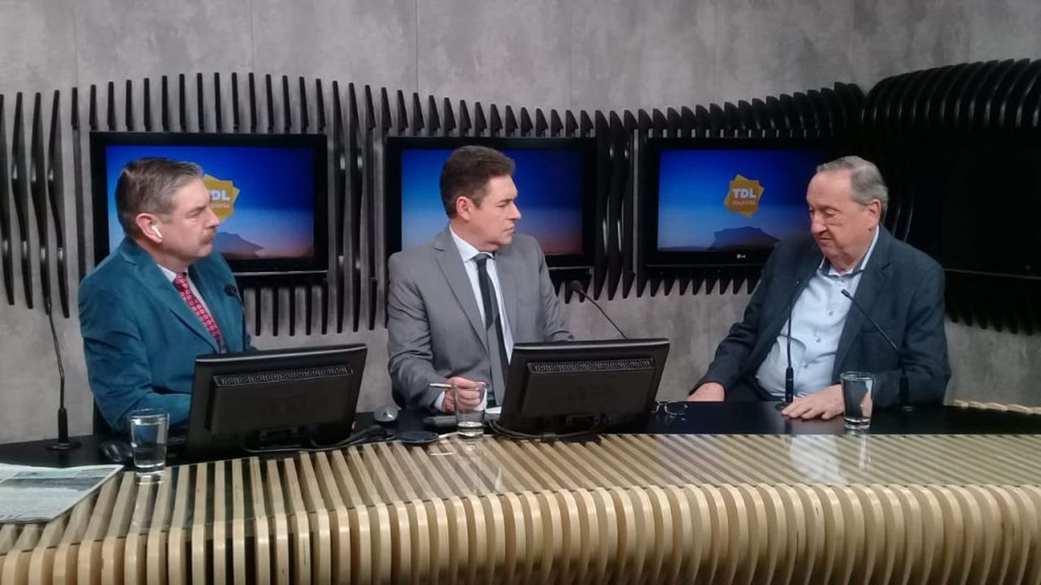 Lunghi presentó su proyecto y acusó a Nicolini de copiarlo