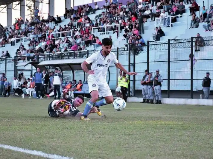 Sol de América recibe a Crucero del Norte y San Martín visita a Sarmiento en Santiago