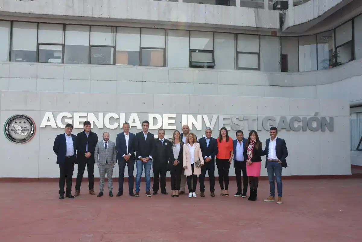 Legisladores bonaerenses visitaron organismos de seguridad en México