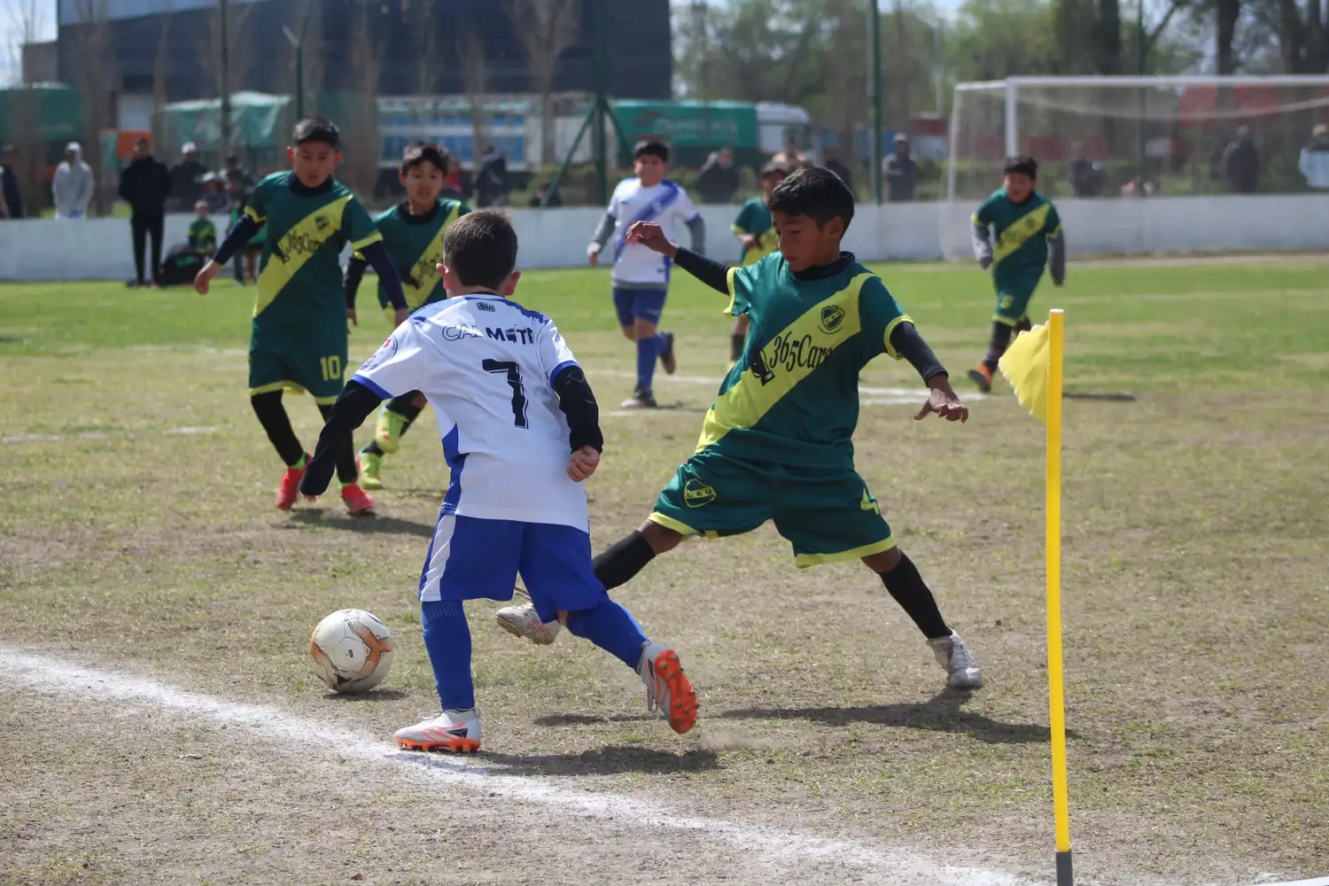 La Liga Departamental de Fútbol de Gualeguay tuvo actividad en Infantiles y prepara nuevas semifinales
