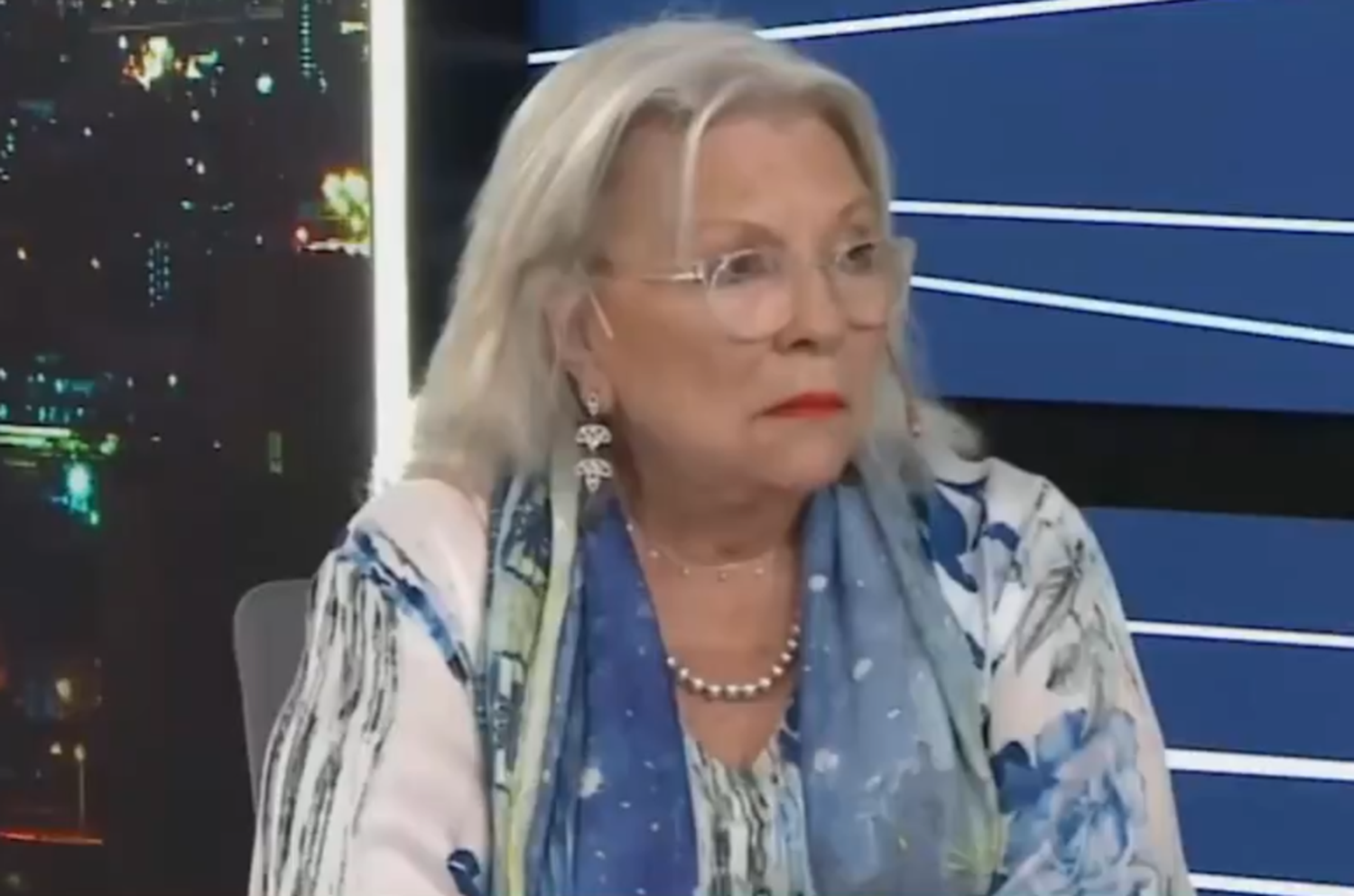 "Así como dije en 2013 el cajero es De Vido y después Lázaro Báez, la cajera es Karina", afirmó.
