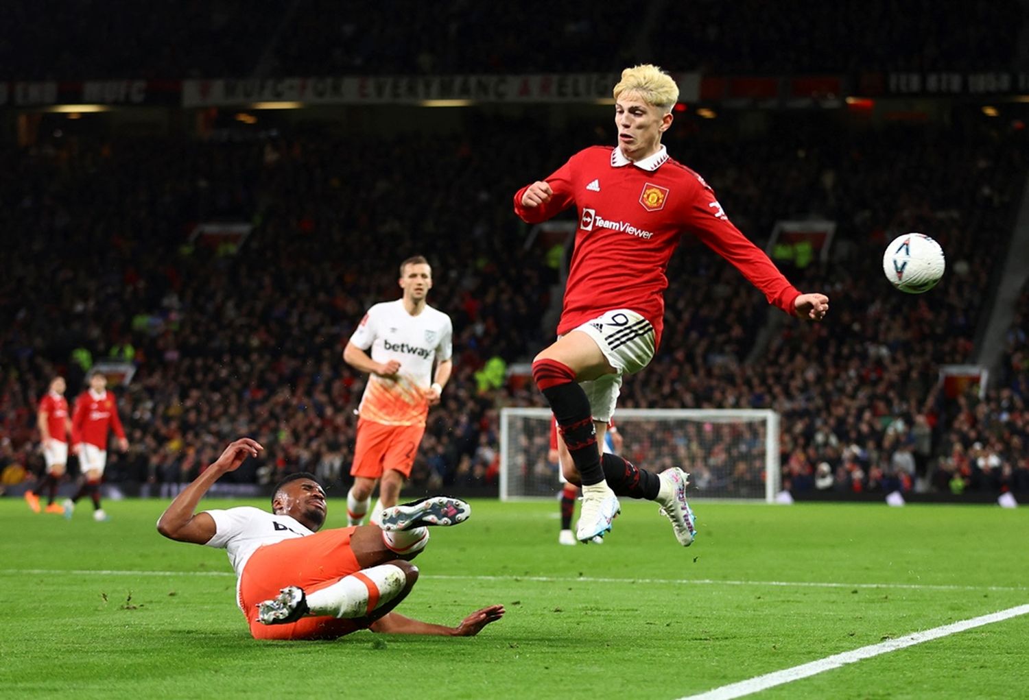 Garnacho hizo un gol para la clasificación del United