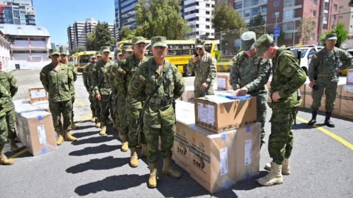Con mal pie comienzan las elecciones en Ecuador: Asesinan a candidato a alcalde