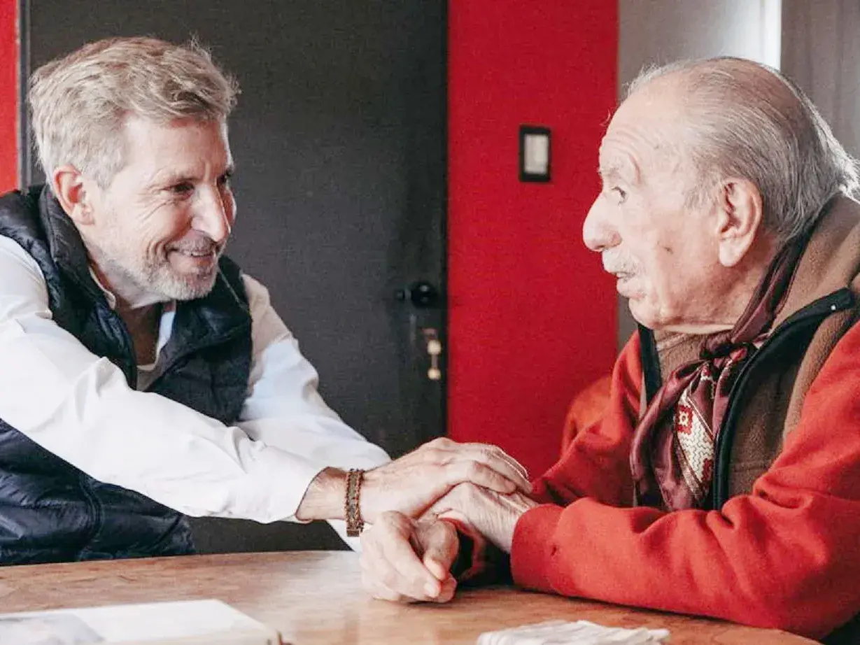 Frigerio visitó a Víctor Velázquez, uno de los grandes maestros de la música popular argentina