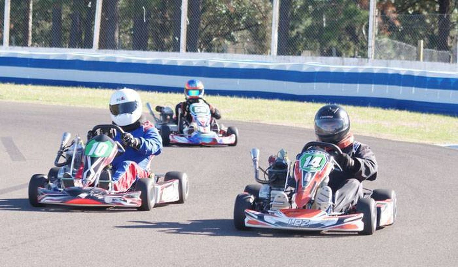 Karting y motos giraron en el Autódromo De Concordia