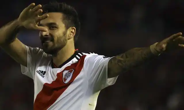 Superclásico del Siglo: Scocco tuvo fútbol pero aún no está óptimo para jugar, 