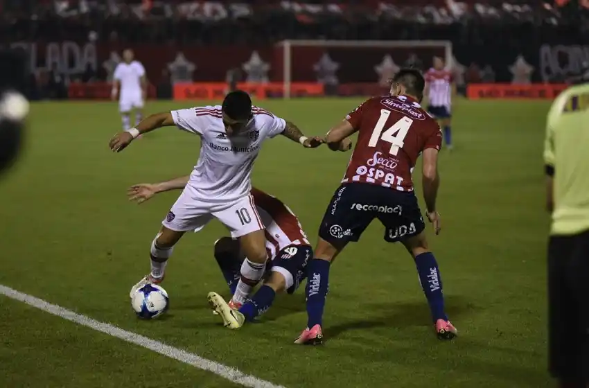 Sarmiento: «Triste porque empatamos»