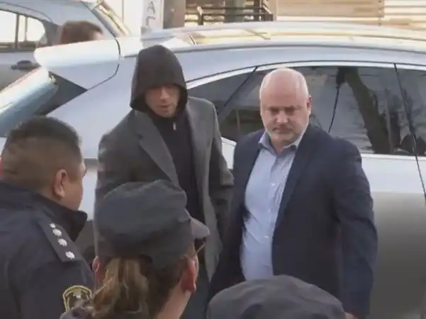 Gonzalo Montiel llegó a la fiscalía para someterse a una pericia por una causa de abuso sexual
