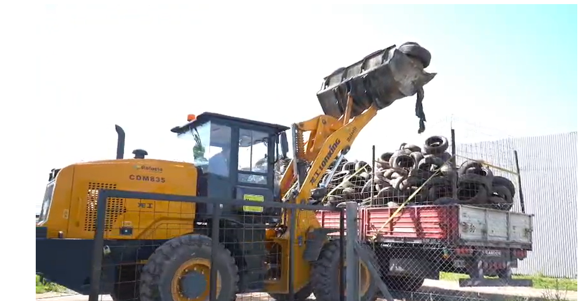 Durante el 2025 se realizaron 4 envíos de neumáticos en desuso para su reciclaje en el CEAMCE