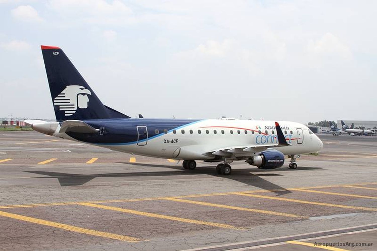 Aeroméxico incorpora su primer Embraer E-170