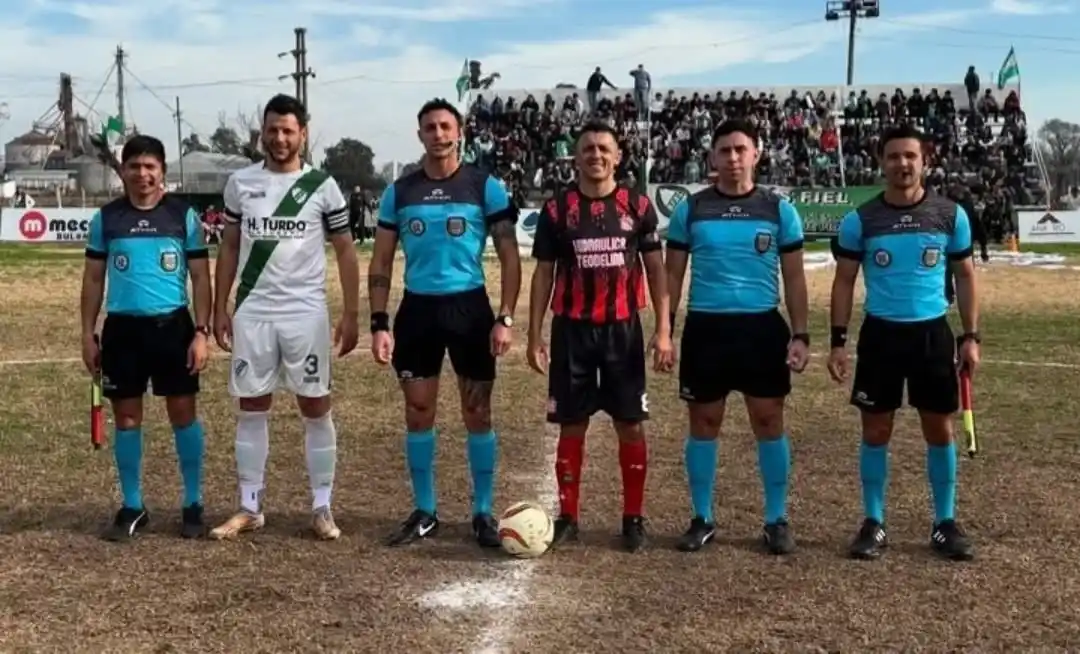 El clásico de Sancti Spiritu se seguirá jugando, pero en la División B ante el descenso de ambos equipos.
