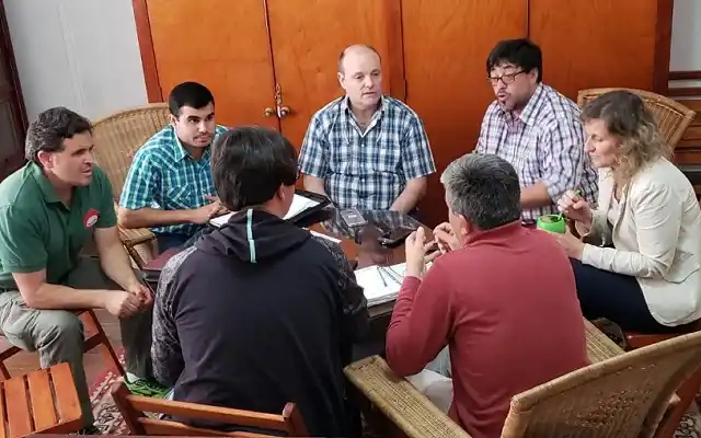 Colocarán pantallas publicitarias en el peaje entre Argentina y Uruguay