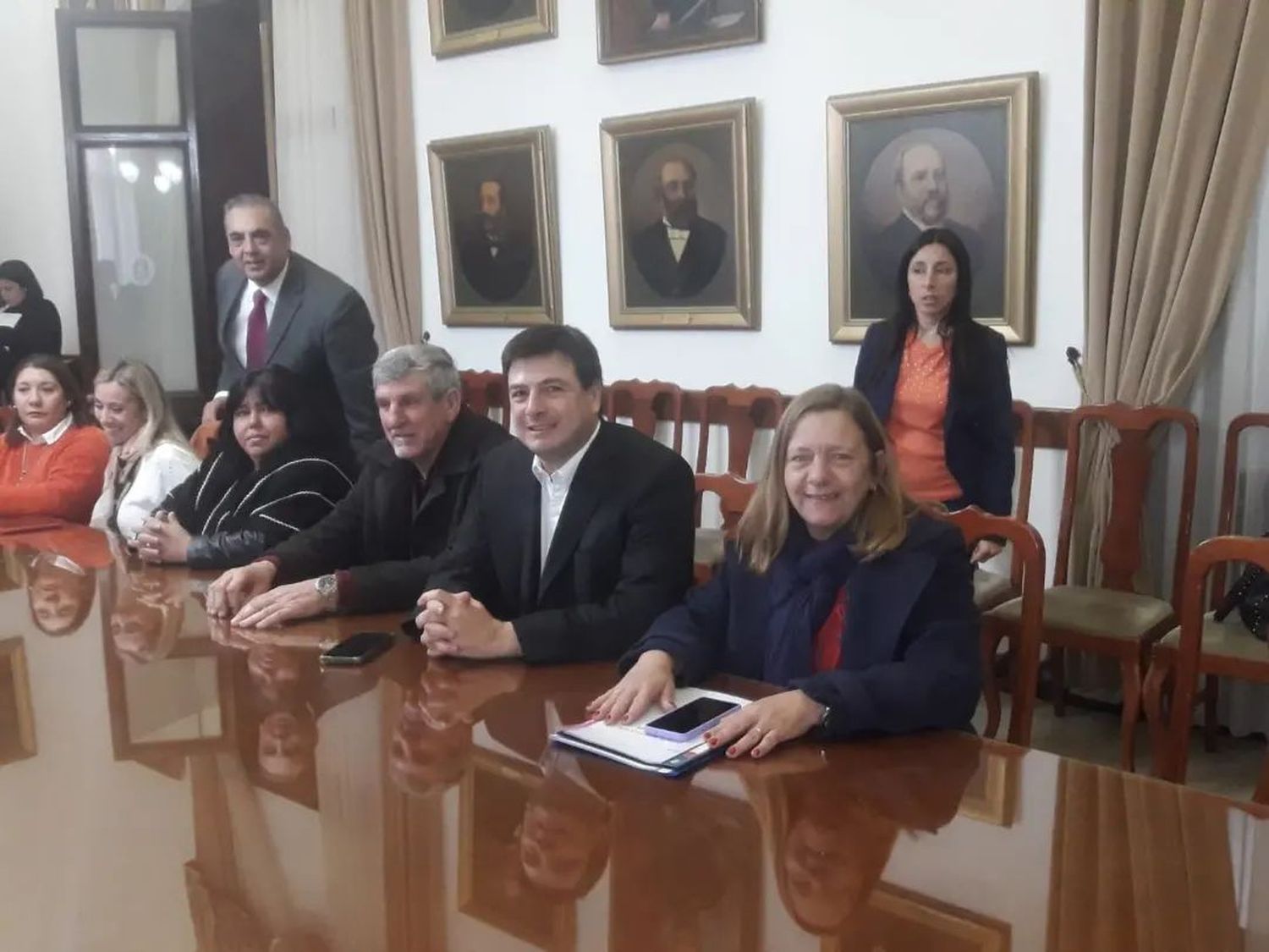 Berisso y Morchio participaron de la firma de contratos para escuelas