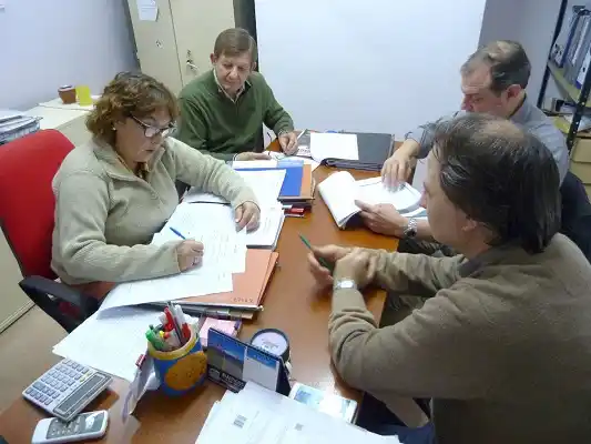 Salud: Avanza la regularización de más de 390 cargos de planta