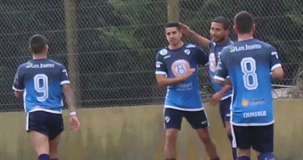 Independiente (SC) defendió su liderazgo con otra goleada