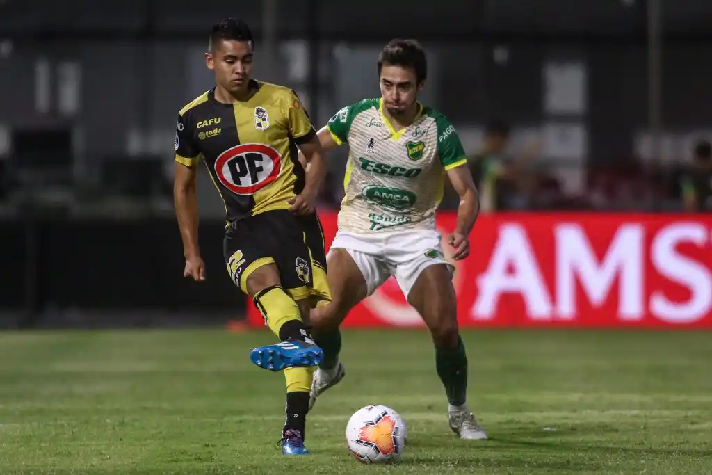Defensa quiere alcanzar su primera final internacional