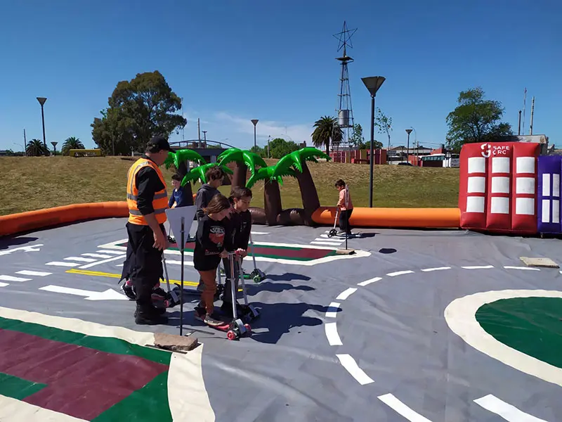 Clases de educación vial para niños de jardines de infantes