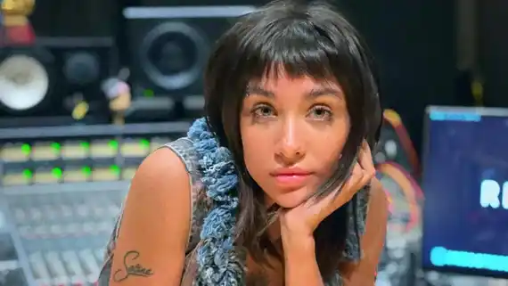 María Becerra fue internada de urgencia: el parte médico oficial confirma un embarazo ectópico con complicaciones