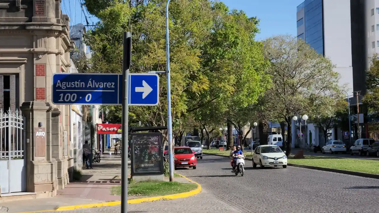 carteles nomencladores cartel calle rafaela bv lehmann uruguay agustin alvarez ameghino esquina - 10