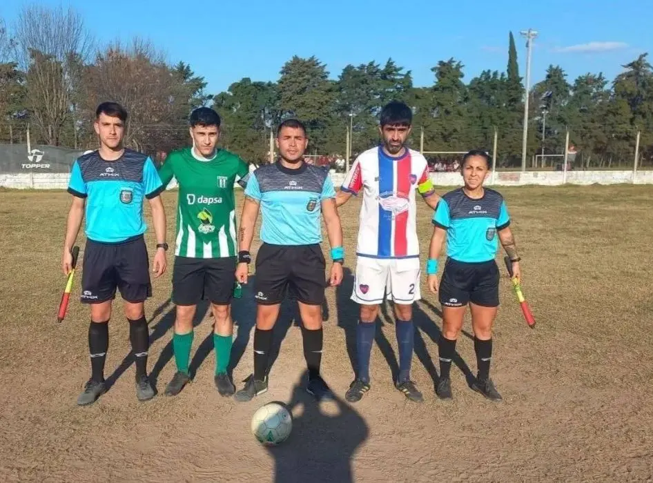 La Esperanza venció a Fundición en la primera fecha de la Primera B. Foto: El Clásico Deportes.