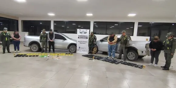 Cuando dos camionetas parecían gemelas: así cayó un alijo de 106 kg de cocaína en Tucumán