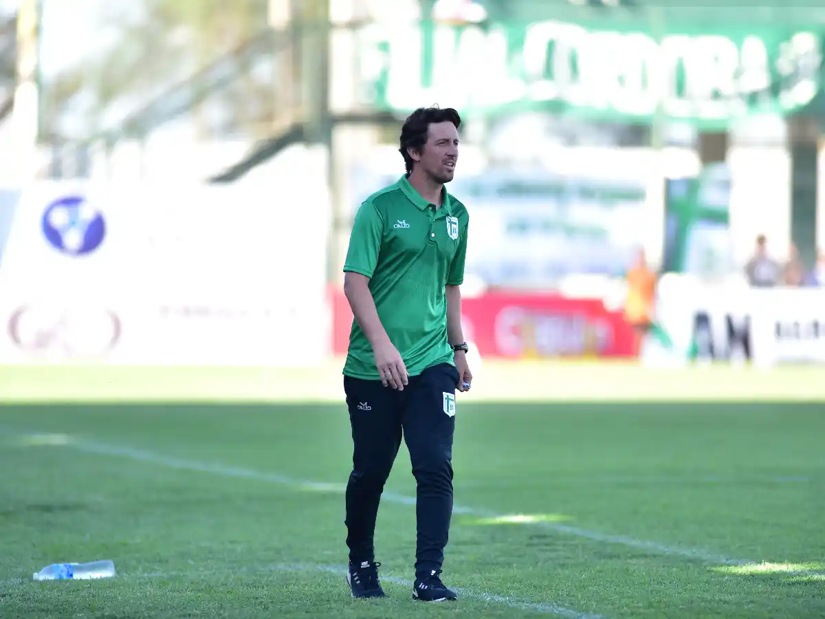"Estamos a disposición del club"