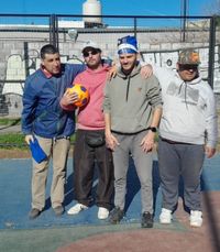 Se brindan clases de futbol adaptado en plaza Quintana